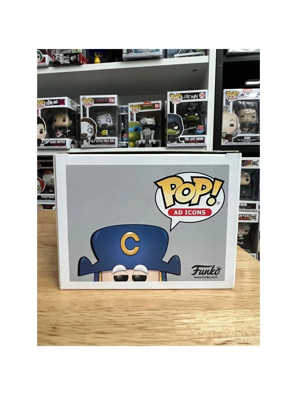 VAULTED EXCLUSIVE Cap'n Crunch Funko Pop #14 Ad Icons Captain Target Quaker Oats